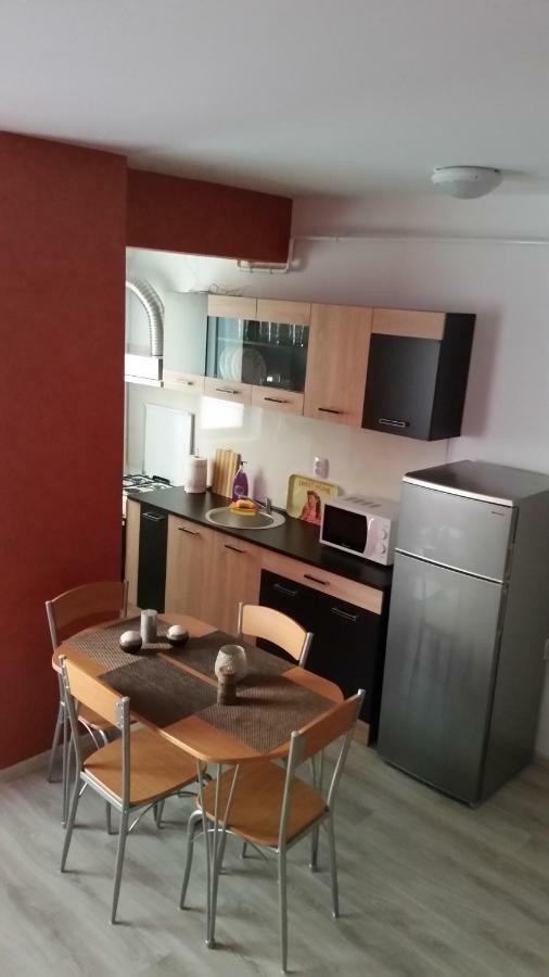 Kolonaki Domus Apartment Яш Екстериор снимка