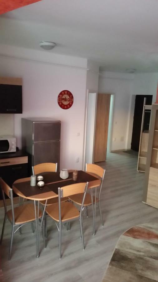 Kolonaki Domus Apartment Яш Екстериор снимка