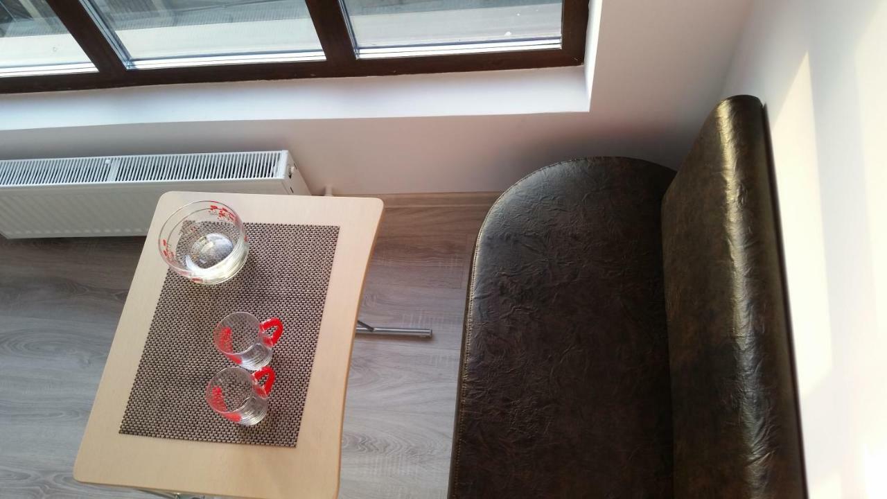 Kolonaki Domus Apartment Яш Екстериор снимка