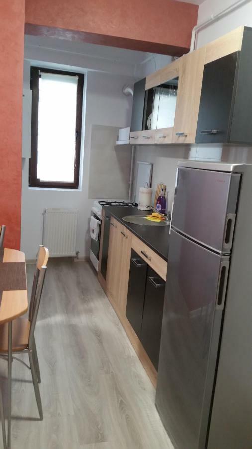 Kolonaki Domus Apartment Яш Екстериор снимка
