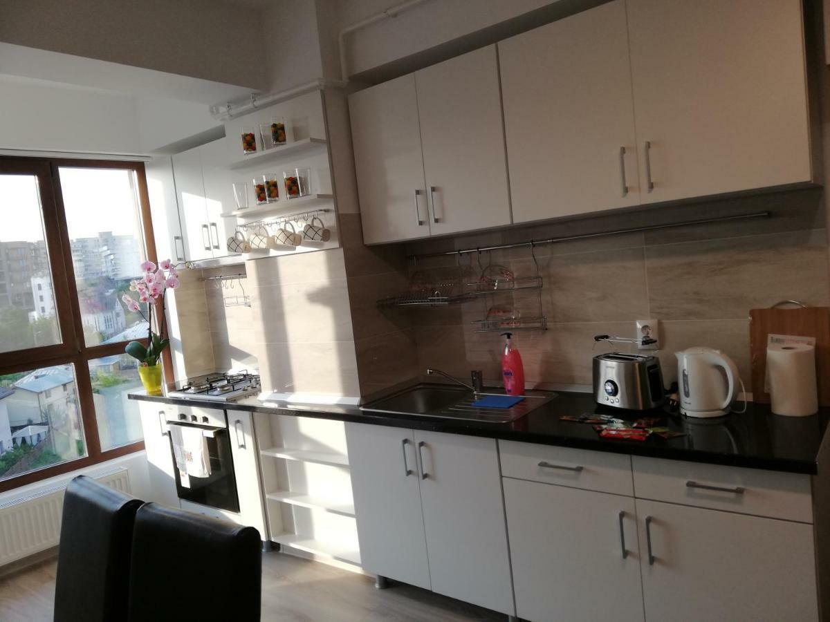Kolonaki Domus Apartment Яш Екстериор снимка