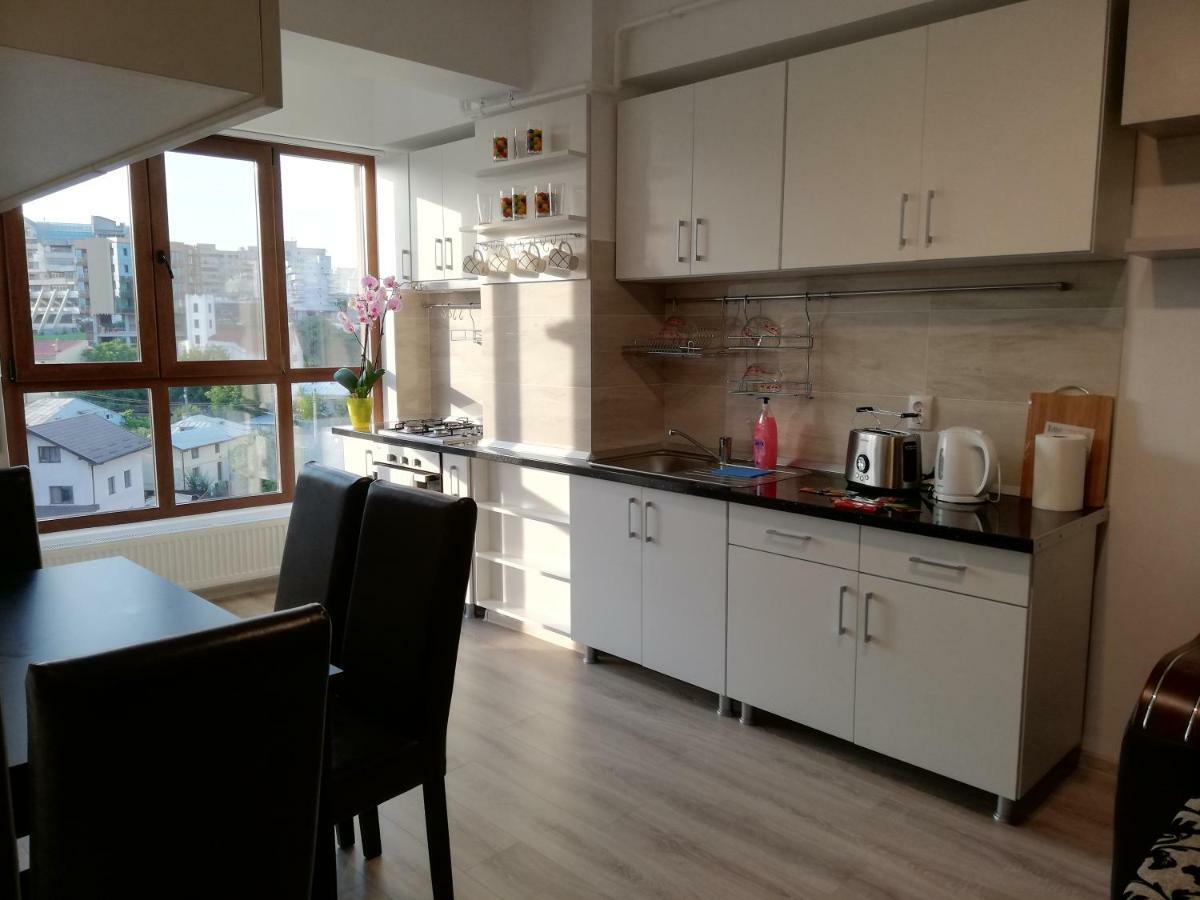 Kolonaki Domus Apartment Яш Екстериор снимка