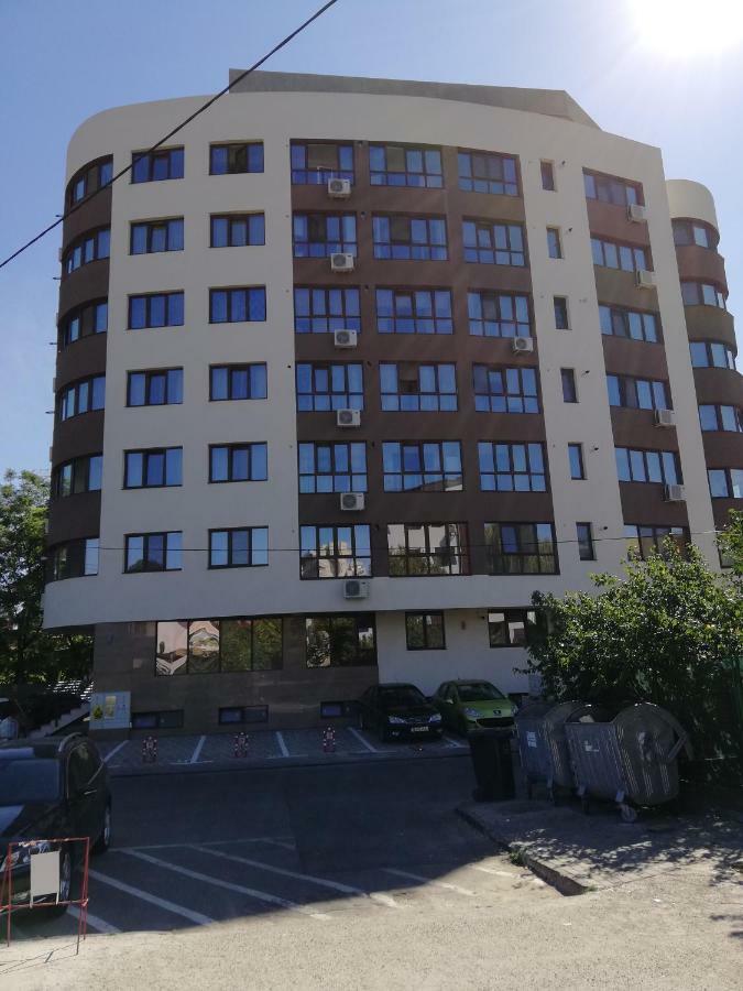 Kolonaki Domus Apartment Яш Екстериор снимка