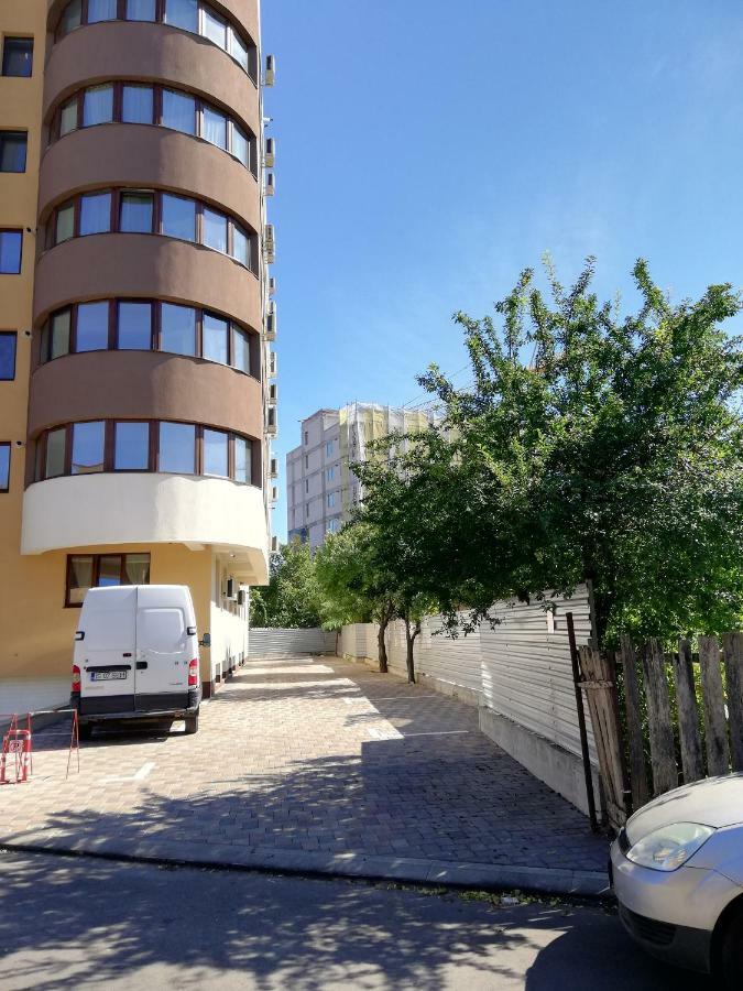 Kolonaki Domus Apartment Яш Екстериор снимка